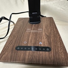 USB充電対応LEDスタンドライトの画像