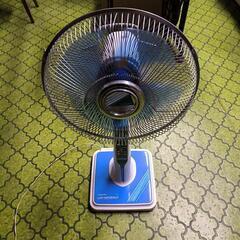 ＜決まりました締め切ります＞扇風機　東芝　かなり古いです　ジャンク品と考えて下さい