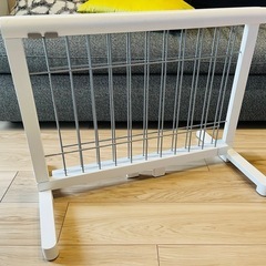 伸縮ペット用ゲート