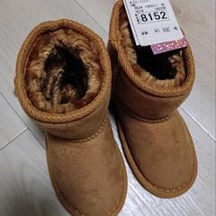 新品　キッズ　ムートンブーツ　1足の画像