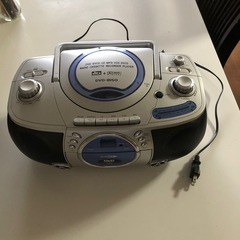 RADIO CASSETTE RECORDER PLAYER