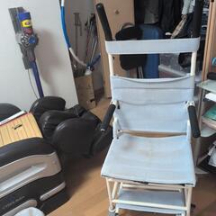 介護用の椅子
