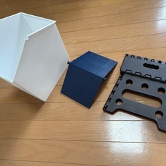 フタ付きゴミ箱　踏み台の画像