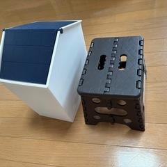 フタ付きゴミ箱　踏み台