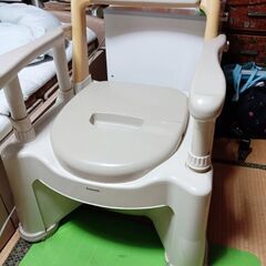 介護用ポータブルトイレ