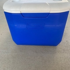コールマンキャスター付きクーラーボックス