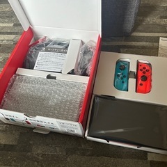 新品　未使用Nintendo Switch (有機ELモデル)  ネオンブルー・ネオンレッド ニンテンドースイッチ 本体　の画像