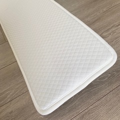 ベッドすきまパッドの画像