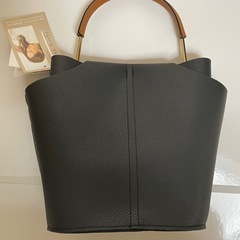 【未使用・紙タグ付】👜ハンドバッグ　ショルダー紐付き