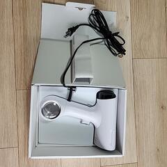 スチームアイロンMorus Vacuum V6