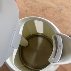 デロンギ　電気ケトルの画像