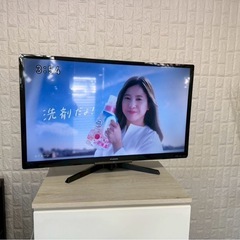 テレビ　FUNAI  2021年製　32型