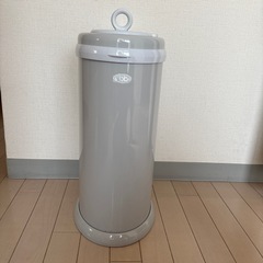 オムツゴミ箱の画像