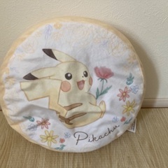 ♦️ ピカチュウ  リバーシブル クッション ♦️ ぬいぐるみ