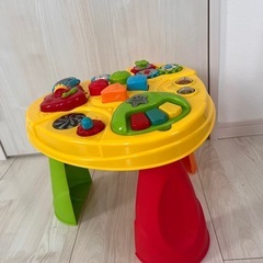 音楽の流れるおもちゃ