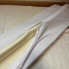 ベッド　隙間パッドの画像