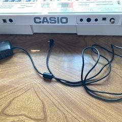 CASIO LK-123 16年製 電子ピアノの画像