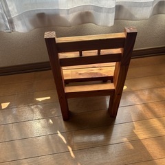 木製チェアの画像