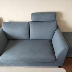 3人掛けソファーオットマン付きの画像