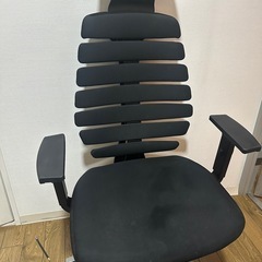 ニトリ　ワークチェアエルゴクエスト