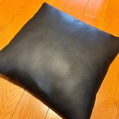クッション／ブラック／2個セットの画像
