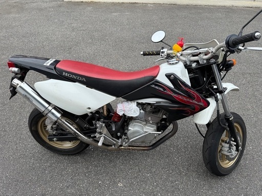 ホンダ　xr100モタード