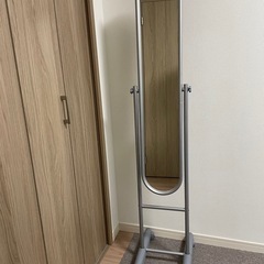 キャスター付き全身鏡