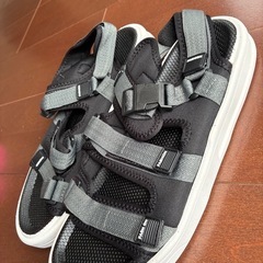 新品　サンダル　ブラックの画像