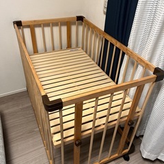ファルスカ　ベビーベッド
