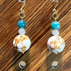 ハンドメイド天然石ピアス