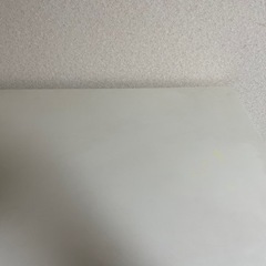 白い衣装タンスの画像
