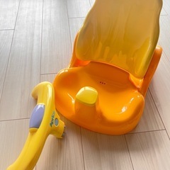 Aprica アップリカ　バスチェアの画像