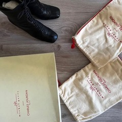 CHARLES JOURDAN ブーツの画像