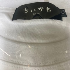 ちいかわTシャツXLの画像