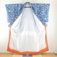 小紋 縮緬 型染め 水色ｘ多色 松竹梅に鳥模様 正絹 バチ衿 仕立て上がり着物 身丈152cm 【キモノオフ野々市若松店】の画像