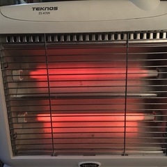 tecnos電気ストーブ800wハロゲンヒーターの画像