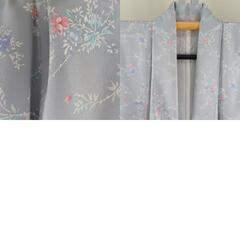 小紋 草花模様 灰色ｘ白色ｘ薄緑色 シルバー系 正絹 広衿 仕立て上がり着物 身丈156cm 【キモノオフ野々市若松店】の画像