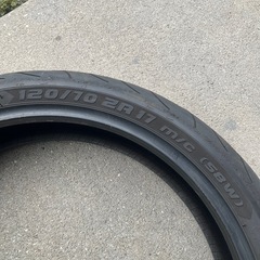 バイク タイヤ 120/70ZR17 中古の画像