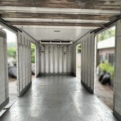 2.5坪、外寸長さ475cm、保冷断熱 シャッターコンテナ、両側横ドア付き●工場資材.防災備蓄庫.農牧漁業.バイクガレージ.離れ● 福岡発の画像