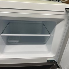 Hisense ノンフロン冷凍冷蔵庫 HR-B12C 2020年製 2-1400の画像