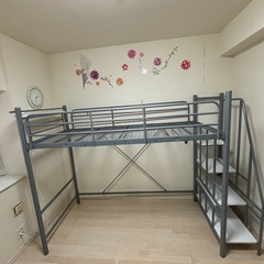 階段付きロフトベッドの画像