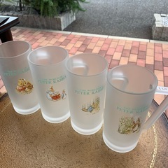 店舗、出張買取り実施中★各300円　ピーターラビット　ビールグラス　ビールジョッキの画像