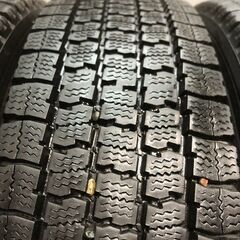 TOYO DELVEX M935 215/70R17.5 118/116N 17.5インチ ライトトラック用 スタッドレス 6本 23年製 ダイナ キャンター等　(KTT508)クレジットカード QRコード決済可能の画像