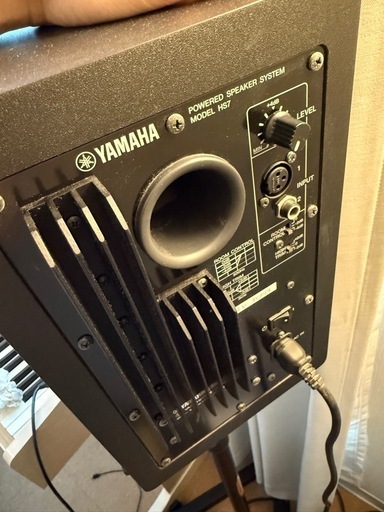 YAMAHA HS7 モニタースピーカー2個　スタンド付き