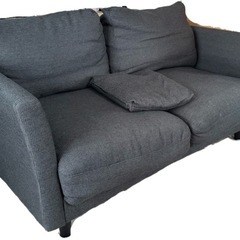 値下げ中【ニトリ】グレー 2人掛けソファ クッション付きの画像