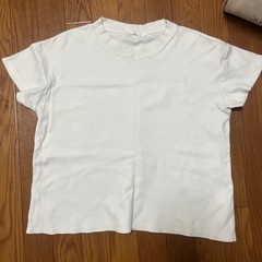 白　無地Tシャツ