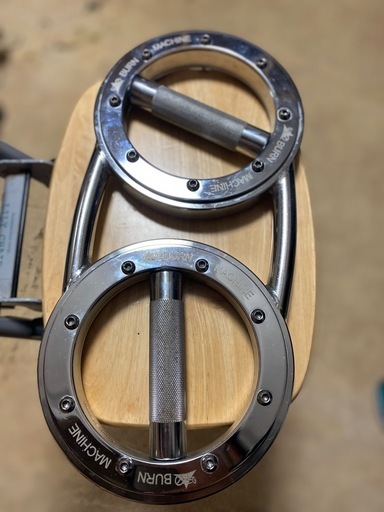 《他投稿とセット購入でお安く致します》バーンマシーン/筋トレグッズ
