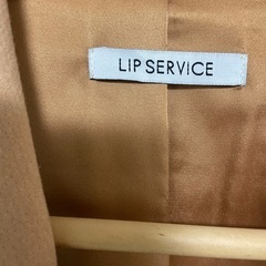LIP SERVICE コート の画像