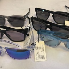 OAKLEY 偏光レンズ付きサングラス
