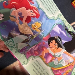 ディズニープリンセス フィギュアブック 英語絵本 の画像
